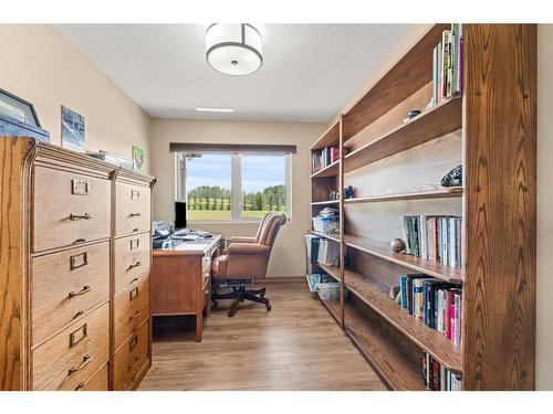 260011 Mountain Ridge Place, Rural Rocky View County, AB - Indoor Photo Showing Office