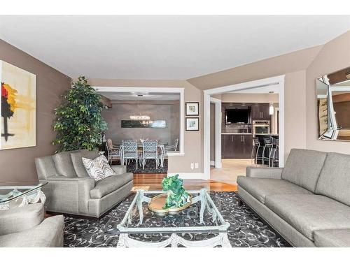 307 Chaparral Place Se, Calgary, AB - Indoor Photo Showing Living Room