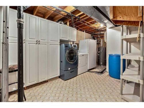 12 Big Springs Crescent Se, Airdrie, AB - Indoor Photo Showing Laundry Room