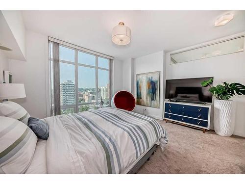 1001-530 12 Avenue Sw, Calgary, AB - Indoor Photo Showing Bedroom