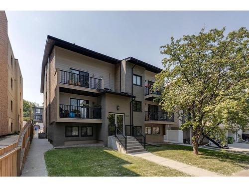 4-2407 17 Street Sw, Calgary, AB - Outdoor With Facade