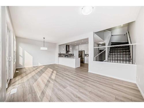 31 Royston Heath Nw, Calgary, AB - Indoor