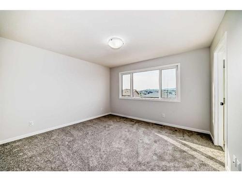 31 Royston Heath Nw, Calgary, AB - Indoor Photo Showing Other Room