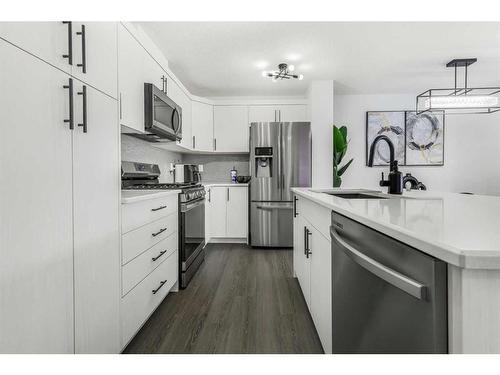 1482 148 Avenue Nw, Calgary, AB - Indoor Photo Showing Kitchen With Stainless Steel Kitchen With Upgraded Kitchen