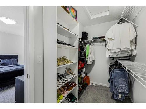 1482 148 Avenue Nw, Calgary, AB - Indoor With Storage