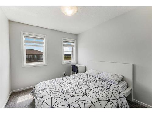 1482 148 Avenue Nw, Calgary, AB - Indoor Photo Showing Bedroom