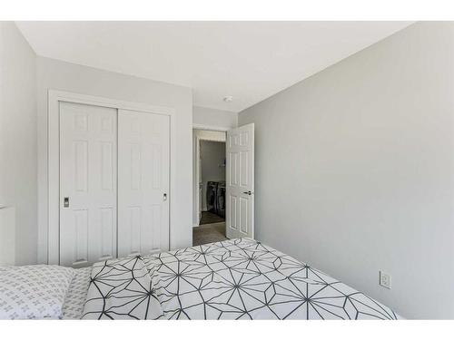 1482 148 Avenue Nw, Calgary, AB - Indoor Photo Showing Bedroom