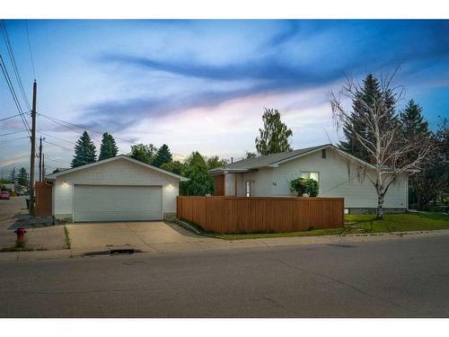 54 Marbrooke Circle Ne, Calgary, AB - Outdoor