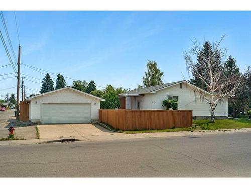 54 Marbrooke Circle Ne, Calgary, AB - Outdoor