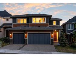 216 Discovery Drive SW Calgary, AB T3H 6A2
