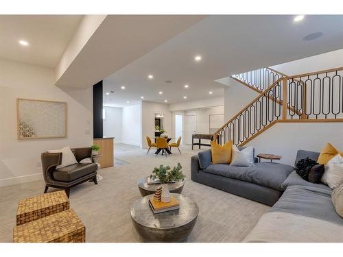 1312 22 Street Nw, Calgary, AB - Indoor Photo Showing Living Room