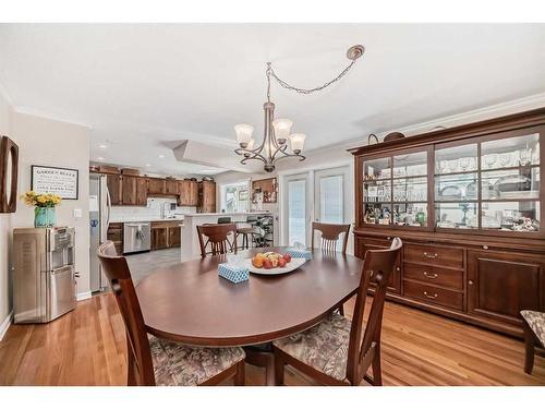 47 Lake Wapta Rise Se, Calgary, AB - Indoor Photo Showing Dining Room