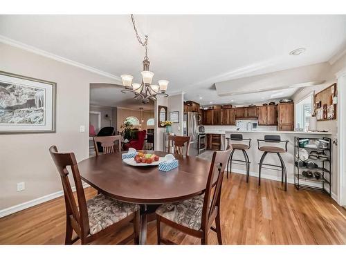 47 Lake Wapta Rise Se, Calgary, AB - Indoor Photo Showing Dining Room