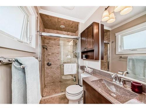 47 Lake Wapta Rise Se, Calgary, AB - Indoor Photo Showing Bathroom