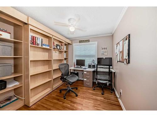 47 Lake Wapta Rise Se, Calgary, AB - Indoor Photo Showing Office