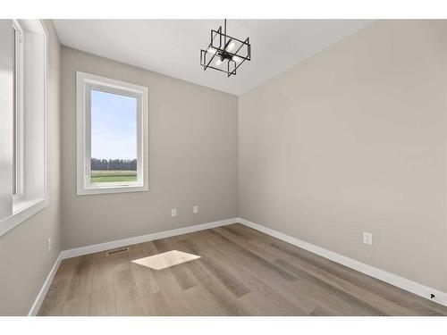 3450 Victory Way, Olds, AB - Indoor Photo Showing Other Room