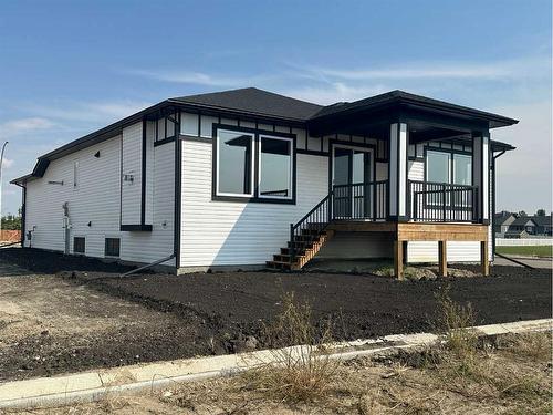 3450 Victory Way, Olds, AB - Outdoor