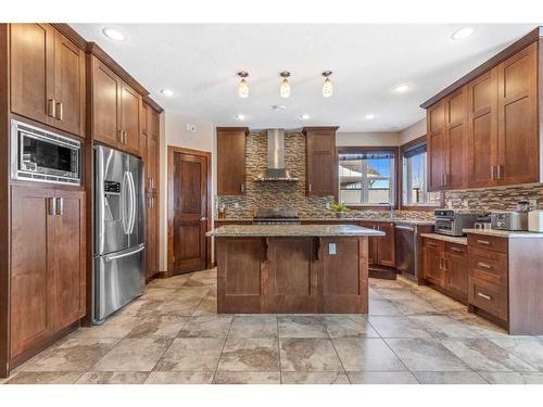 11 Towers Close, Red Deer, AB - Indoor Photo Showing Kitchen With Upgraded Kitchen