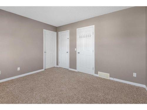 81 Royal Elm Road Nw, Calgary, AB - Indoor Photo Showing Other Room