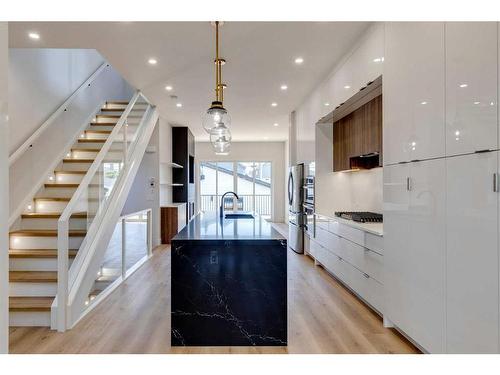 2309 21 Avenue Sw, Calgary, AB - Indoor Photo Showing Kitchen With Upgraded Kitchen