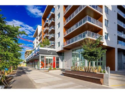 108-8445 Broadcast Avenue Sw, Calgary, AB - Outdoor