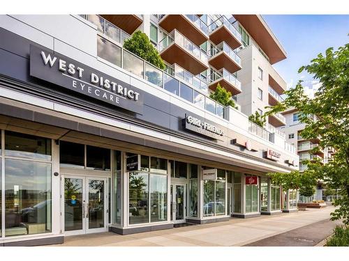 108-8445 Broadcast Avenue Sw, Calgary, AB - Outdoor