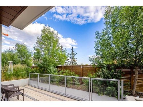 108-8445 Broadcast Avenue Sw, Calgary, AB - Outdoor