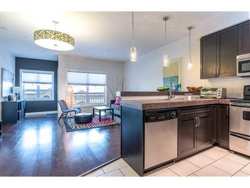 309-1108 15 Street Sw, Calgary, AB - Indoor Photo Showing Kitchen