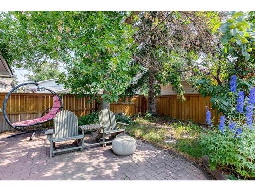 7063 Silverview Drive Nw, Calgary, AB - Outdoor With Backyard