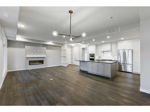 201-120 Marina Cove Se, Calgary, AB - Indoor Photo Showing Kitchen With Upgraded Kitchen