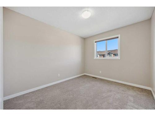 84 New Brighton Grove Se, Calgary, AB - Indoor Photo Showing Other Room