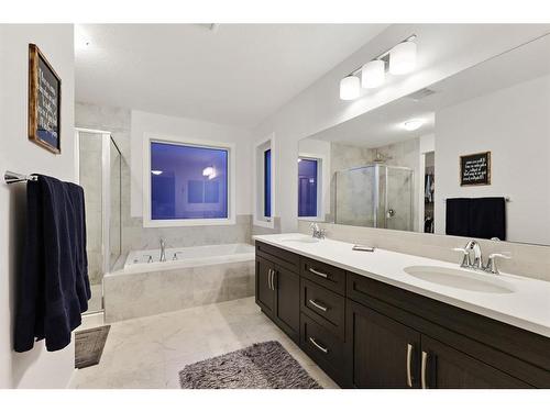 186 Coopersfield Way Sw, Airdrie, AB - Indoor Photo Showing Bathroom