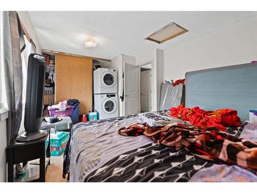 43 Martindale Boulevard Ne, Calgary, AB - Indoor Photo Showing Bedroom