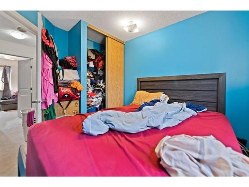 43 Martindale Boulevard Ne, Calgary, AB - Indoor Photo Showing Bedroom