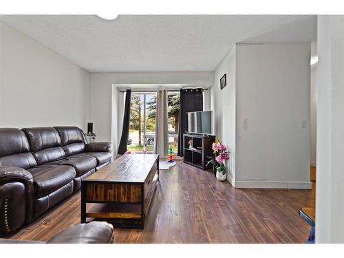 43 Martindale Boulevard Ne, Calgary, AB - Indoor Photo Showing Living Room