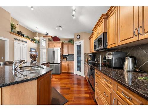 29 Vantage Crescent, Olds, AB - Indoor Photo Showing Kitchen With Double Sink