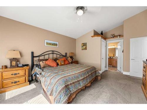 29 Vantage Crescent, Olds, AB - Indoor Photo Showing Bedroom