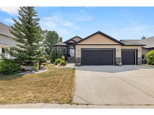 29 Vantage Crescent, Olds, AB - Outdoor With Facade