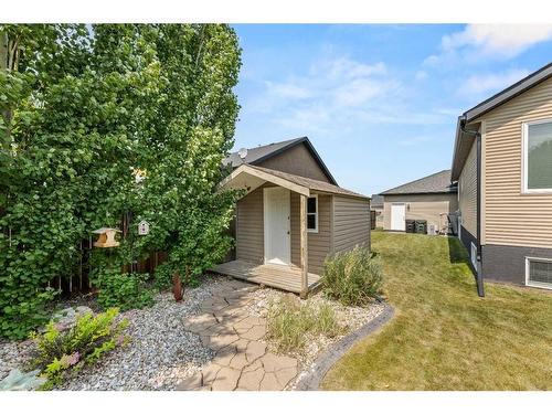 29 Vantage Crescent, Olds, AB - Outdoor