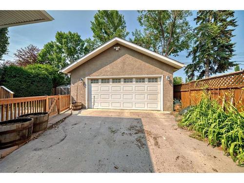 1728 Westmount Road Nw, Calgary, AB - Outdoor With Exterior
