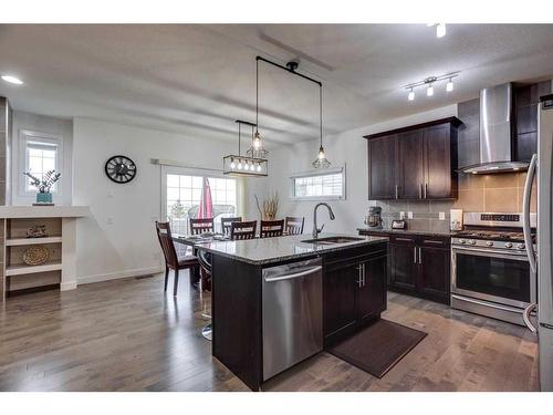 3021 Carpenter Landing Sw, Edmonton, AB - Indoor Photo Showing Kitchen With Upgraded Kitchen