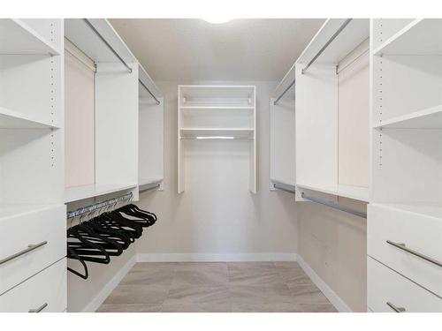 2101-1234 5 Avenue Nw, Calgary, AB - Indoor With Storage