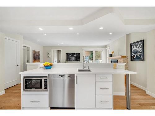 1108 Lake Placid Drive Se, Calgary, AB - Indoor Photo Showing Kitchen