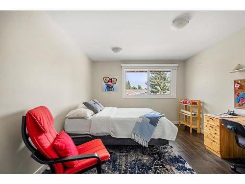 1108 Lake Placid Drive Se, Calgary, AB - Indoor Photo Showing Bedroom