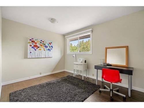 1108 Lake Placid Drive Se, Calgary, AB - Indoor Photo Showing Other Room