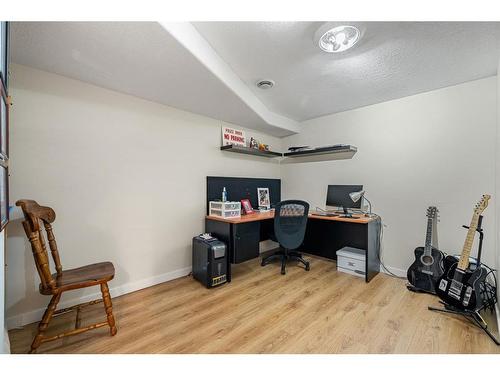 1108 Lake Placid Drive Se, Calgary, AB - Indoor Photo Showing Office