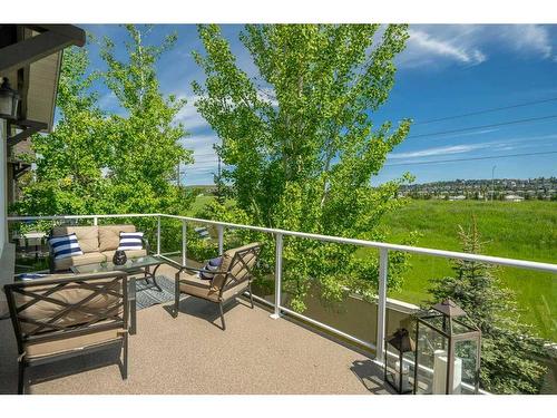 22 Discovery Woods Villas Sw, Calgary, AB - Outdoor