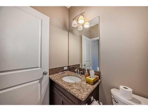 22 Silverado Plains Common Sw, Calgary, AB - Indoor Photo Showing Bathroom