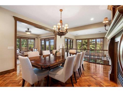 3 Aspen Ridge Court Sw, Calgary, AB - Indoor Photo Showing Dining Room