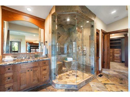 3 Aspen Ridge Court Sw, Calgary, AB - Indoor Photo Showing Bathroom